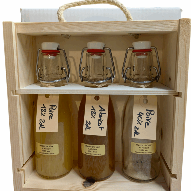 Coffret cadeau liqueur et eau de vie abricot poire 2 Coffret-liqueur-eau-de-vie-cadeau-Mazot-de-Vex
